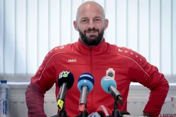 Bölöni neemt drastisch besluit over Van Damme