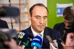 Dejaegere ziet duidelijk verschil tussen Vanhaezebrouck en Vanderhaeghe