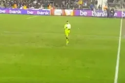 Club Brugge-fans maken veel indruk met dit eerbetoon voor hun ex-doelman (Video)