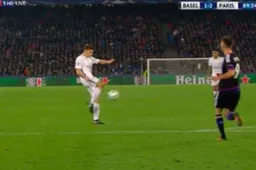Thomas Meunier scoort wereldgoal in Champions League (Video)