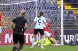 We schrijven geschiedenis! Eerste goal ooit op een toernooi van Red Flames (Video)