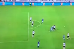 Daar is hij weer! Mertens scoort eerste goal van het seizoen (Video)