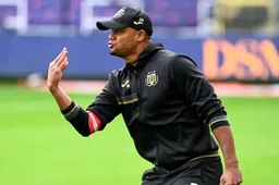 Kompany verrast: "Heeft Dries Mertens gezegd dat hij naar Anderlecht komt?"