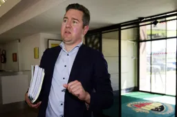 Transfermarkt: Real verkoopt Courtois, Genk en Club strijden om zelfde speler