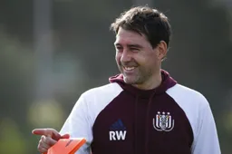 'Hij vertrekt: Speler traint zelfs niet meer mee bij Anderlecht'