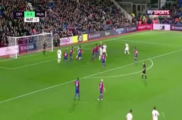 Ibrahimovic heeft een wel erg vreemde assist in huis voor Pogba (Video)