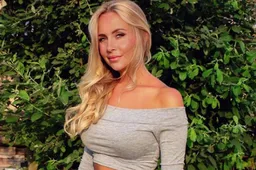 Zwangere WAG Zoé Timmermans post foto in erg sexy outfit: "Prachtig!"