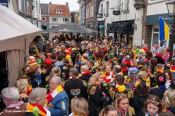 straat carnaval bij de gevel 2025 0009