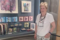 Annette Warringa voor de Kwartaalkast