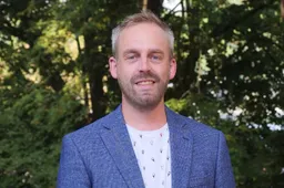 sjors-slaats-is-de-lijsttrekker-van-de-partij-groenlinksaf-die-na-de-verkiezingen-progressief-waalwijk-gaat-heten