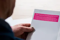 meerderheid schat aow leeftijd te laag in1414473126
