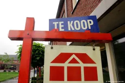 vertrouwen in huizenmarkt zakt verder weg1545897133