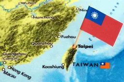 vliegtuig komt neer in rivier taiwan1423029163