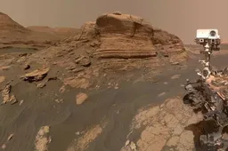 pia24543 curiosity selfie 1920x640 1jpg