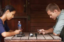 PI_20.01.31_OnlineDatingReport2_featured