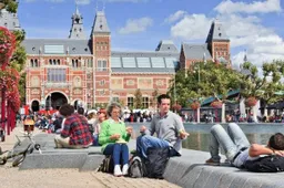59b41fc0-b68b-433c-89c0-3ec4e5e8df91_amsterdam_stad_hitte_zomer_toerist_shutterstock_224299396_750x400
