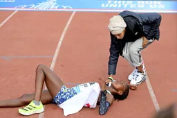 olympisch-kampioene-sifan-hassan-feliciteert-de-keniase-angela