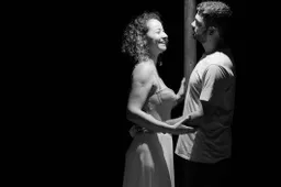 photo-1743642638460-c2d7d0f748c9