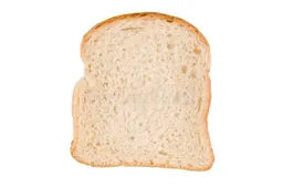 boterham-die-op-wit-wordt-geïsoleerde-55191111