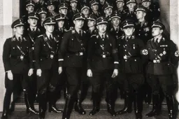 ss-uniformen-von-hugo-boss