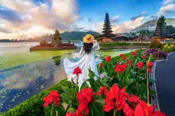 shutterstock_2360576651