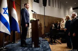 anp071026174 1