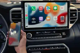 Toyota-of-Irving_Apple-CarPlay_Android-Auto_ls1