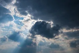 wolken en zon 1365325 960 720 915x518 1