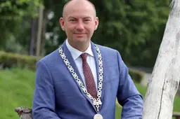 Burgemeester Vicent van Neerbos