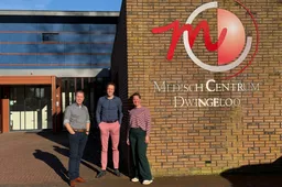 Dwingeloo praktijk Foto krant (1)