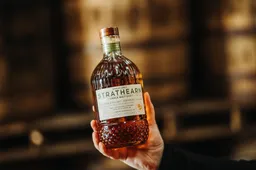 strathearn single malt whisky douglas laing