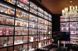 grande whisky museum insingapore whisky cabinet vip room