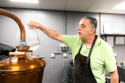 Master distiller Stokerij de Branding rum