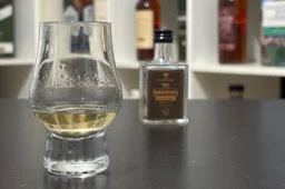 dahomey peated grain whisky review