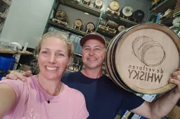 Joris en Lauri Dam van Dam Dranken met whiskyvaten