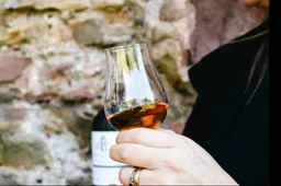 Glencairn glas bij Lindores Abbey Distillery