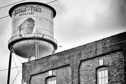 buffalo-trace-distillery-watertower