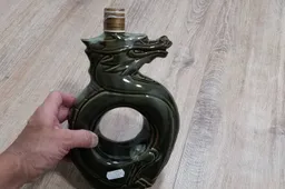 Suntory drakenfles Simon