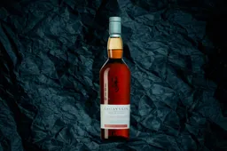 Lagavulin Distillers Edition whisky