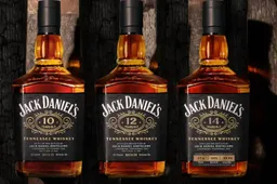 Jack Daniels Age Statement whiskey