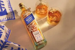 Johnnie Walker Blue Label Azure (1)
