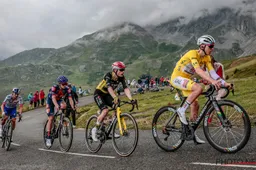 PHOTONEWS_11157904-033