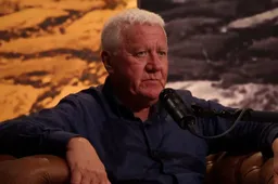 Schermopname_1-4-2026_193724_www.youtube.com