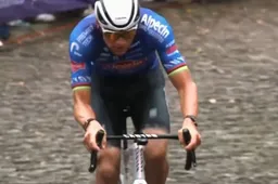 Schermopname_4-4-2026_92219_www.youtube.com