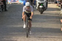 Schermopname_7-4-2026_91449_www.youtube.com