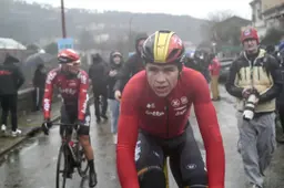 arnaud-de-lie-etoile-de-besseges-2025-stage-3-arrivee-6a48e90c87361
