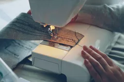 repaircafe - vitaly-gariev-Q-WHI1hK77I-unsplash