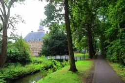 Bruggetje kasteeltuin Scherm­afbeelding 2025-11-26 om 16