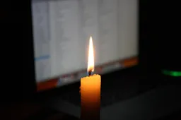 candle-2347475_1280