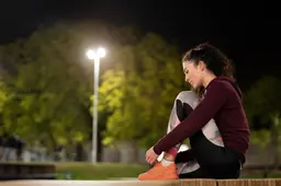 full-shot-woman-sitting-bench